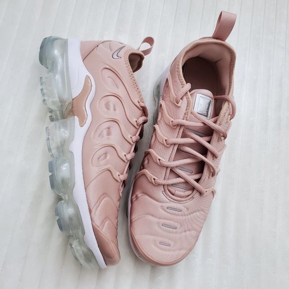 Nike Air VaporMax Plus - Picture 3 of 9